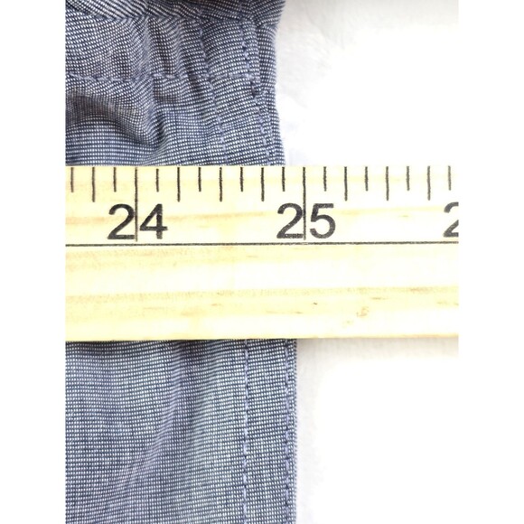 Izod Shirt Men's XL Grey Long Sleeve Button Up Shirt - Picture 4 of 6